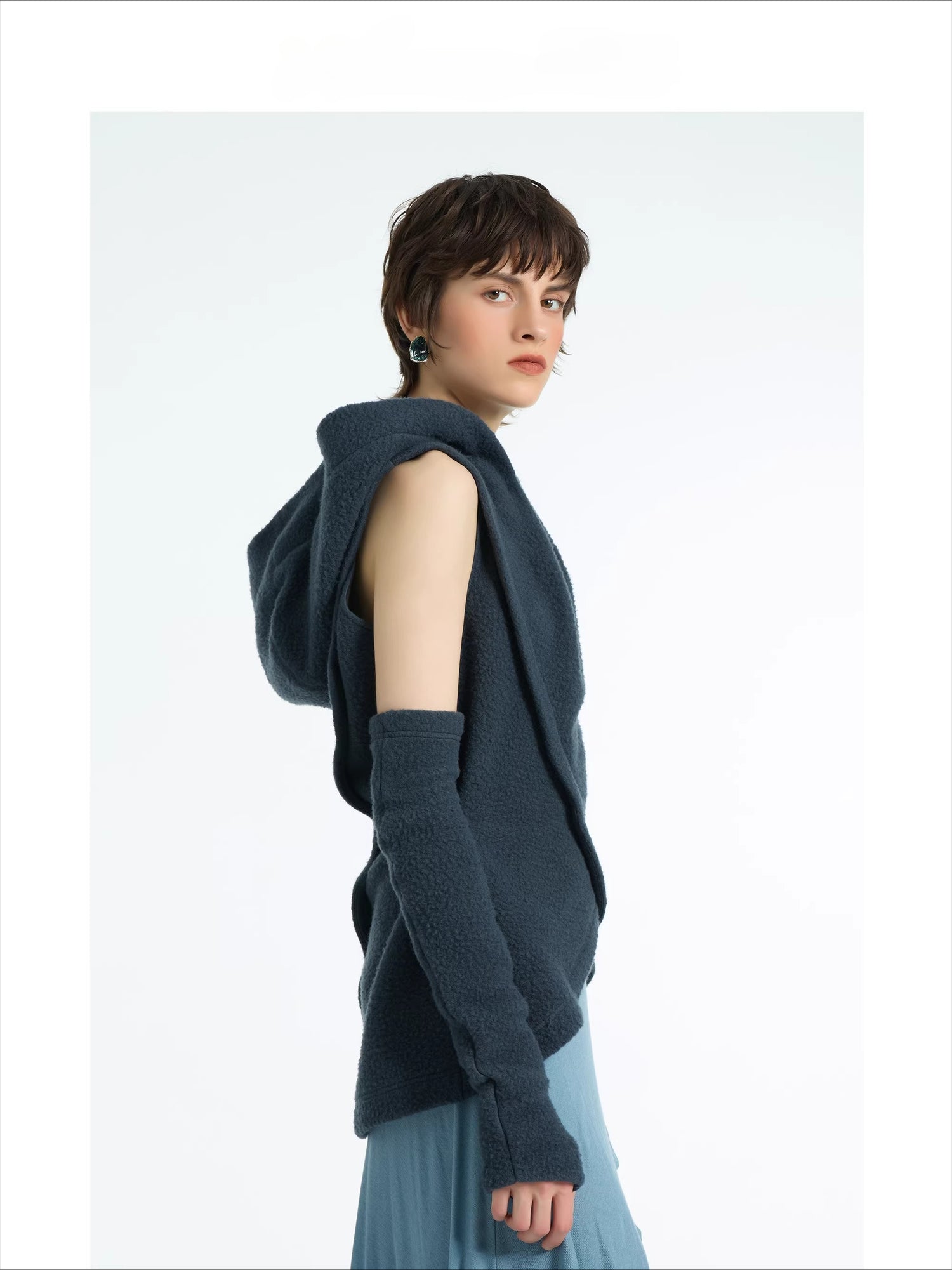 Vest-style top in blue wool fleece