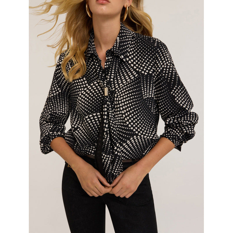 Loose-fitting polka-dot long-sleeve shirt