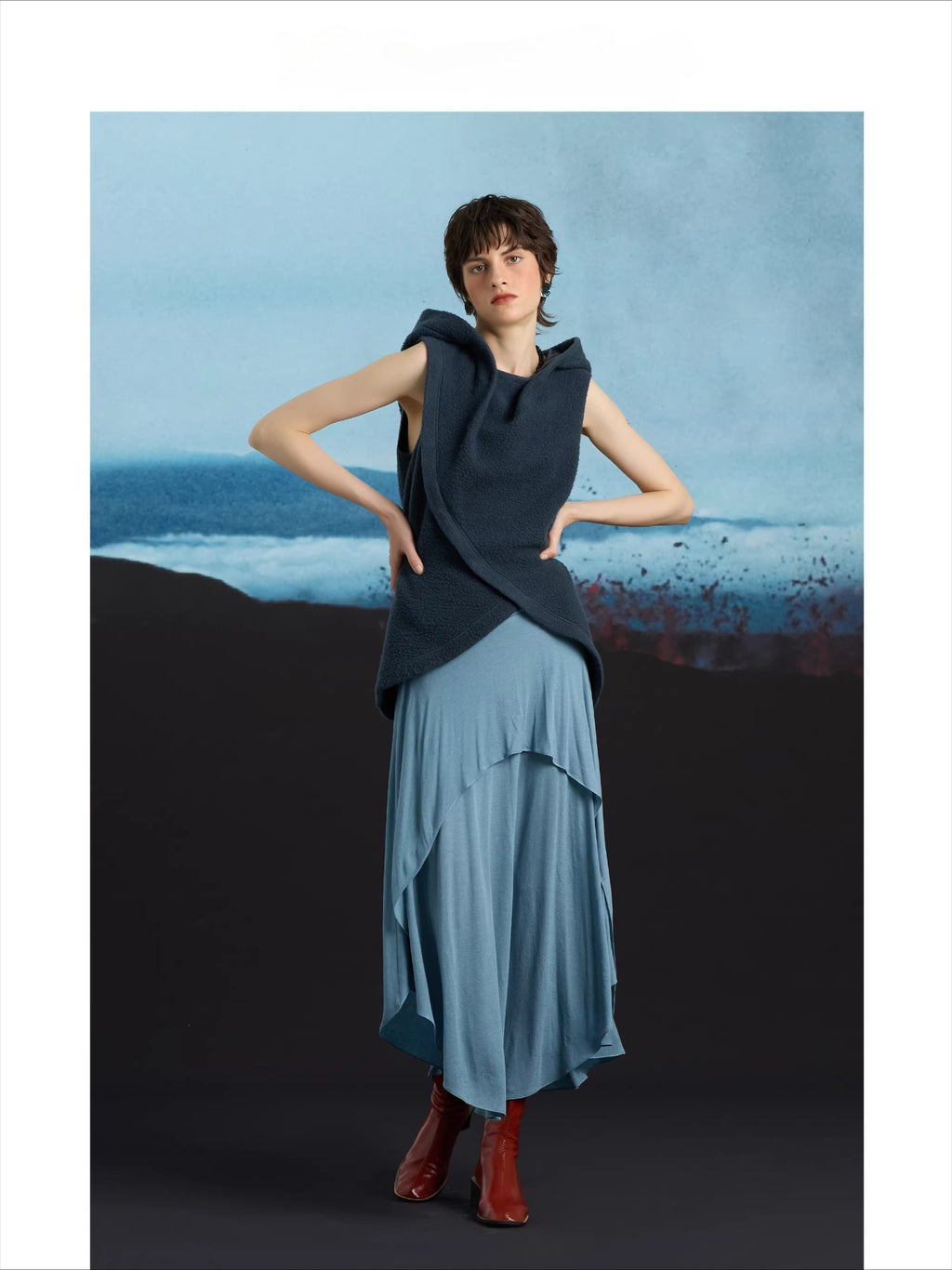 Vest-style top in blue wool fleece